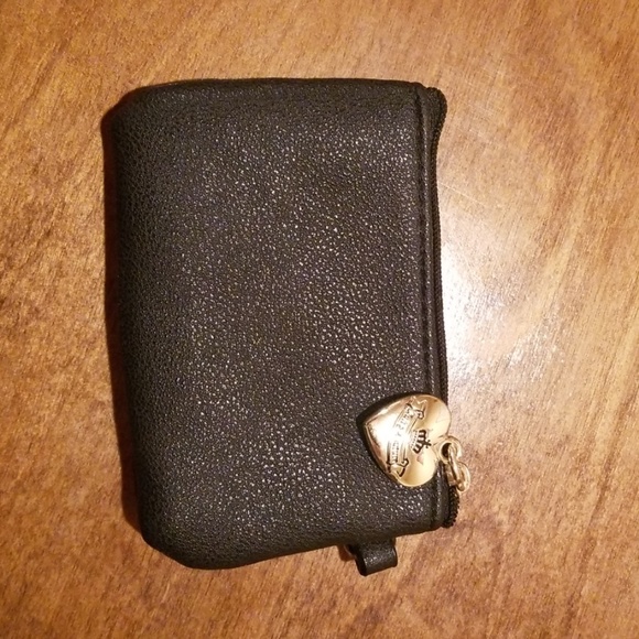 Juicy Couture Handbags - NWOT Juicy Couture Coin Purse